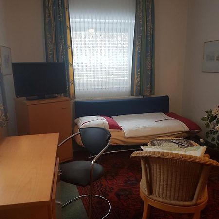 Gaestehaus Krefeld Uerdingen Eksteriør billede